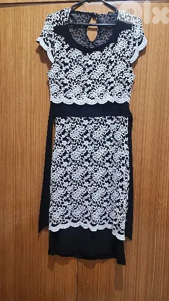 Black & white embroidered lace dress S/M فستان مطرز
