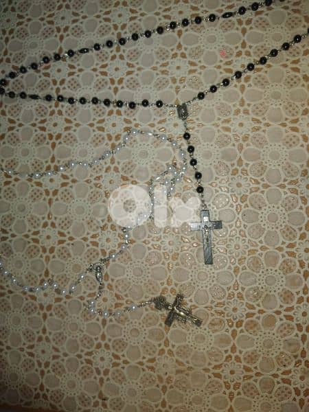 necklacce loulou rosary 2 colours 0