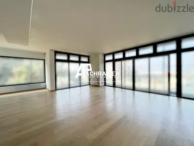 Apartment For Sale In Achrafieh - شقة للبيع في الأشرفية