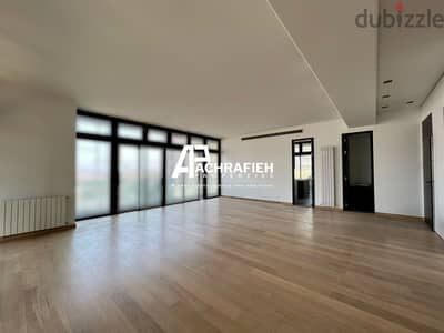 Apartment For Sale In Achrafieh - شقة للبيع في الأشرفية