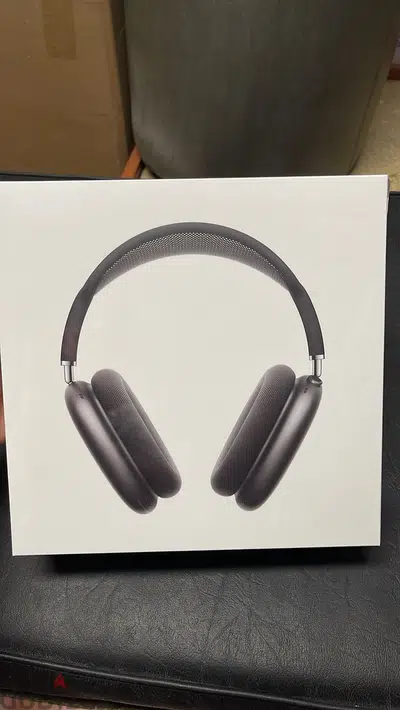 Airpods max space gray