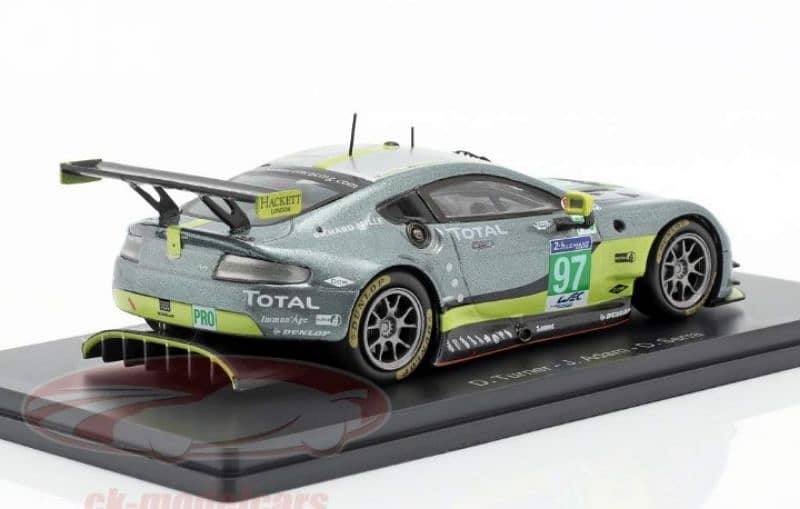 Aston Martin Vantage GTE (24h Lemans 2017) diecast car model 1;43. 3