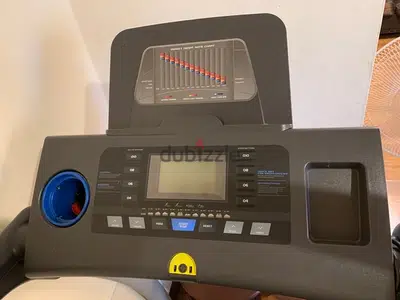 treadmill and cardio machine used but as new