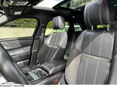 Range Rover velar p 250 R dynamic black on black