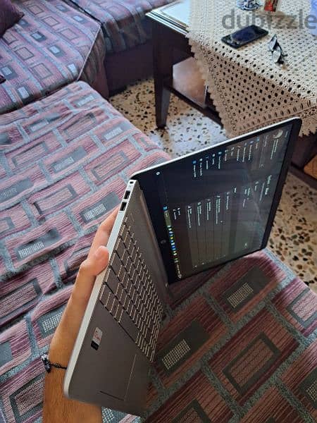 used like new no scratches everything is working with bag and mouse 0