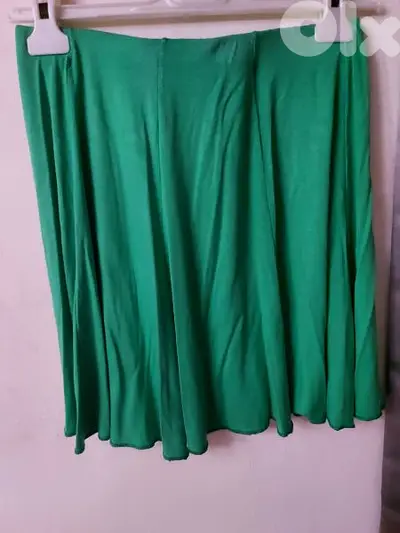 للبيع تنوره نسائيه