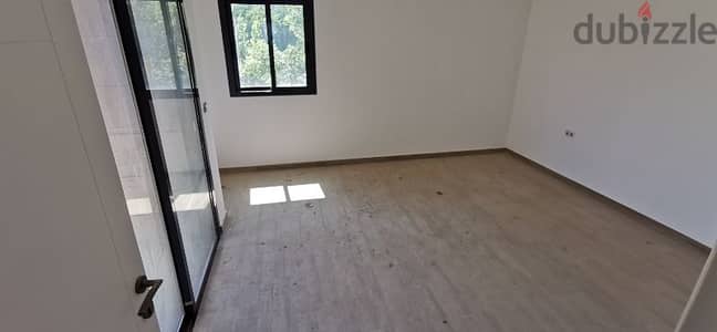 GHazir 240m  4 Bed 4 wc for rent  550$  Unfurniched