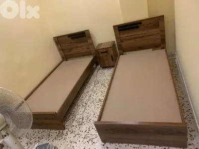 تختين مفرد عرض 96 سم مع كمود صغيرة
