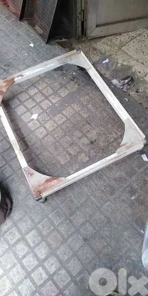 قاعده المنيوم. . .