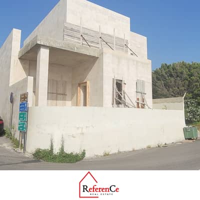 Luxurious villa with a Land in Jbeil فيلا فخمة مع أرض في جبيل