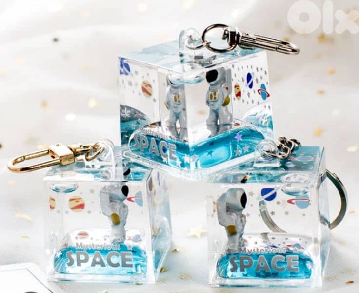 sparkling liquid space square keychain 3