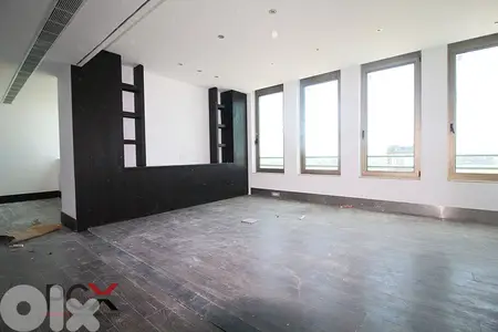 Office for Rent in Downtown I Electricity 24/7 | Sea View