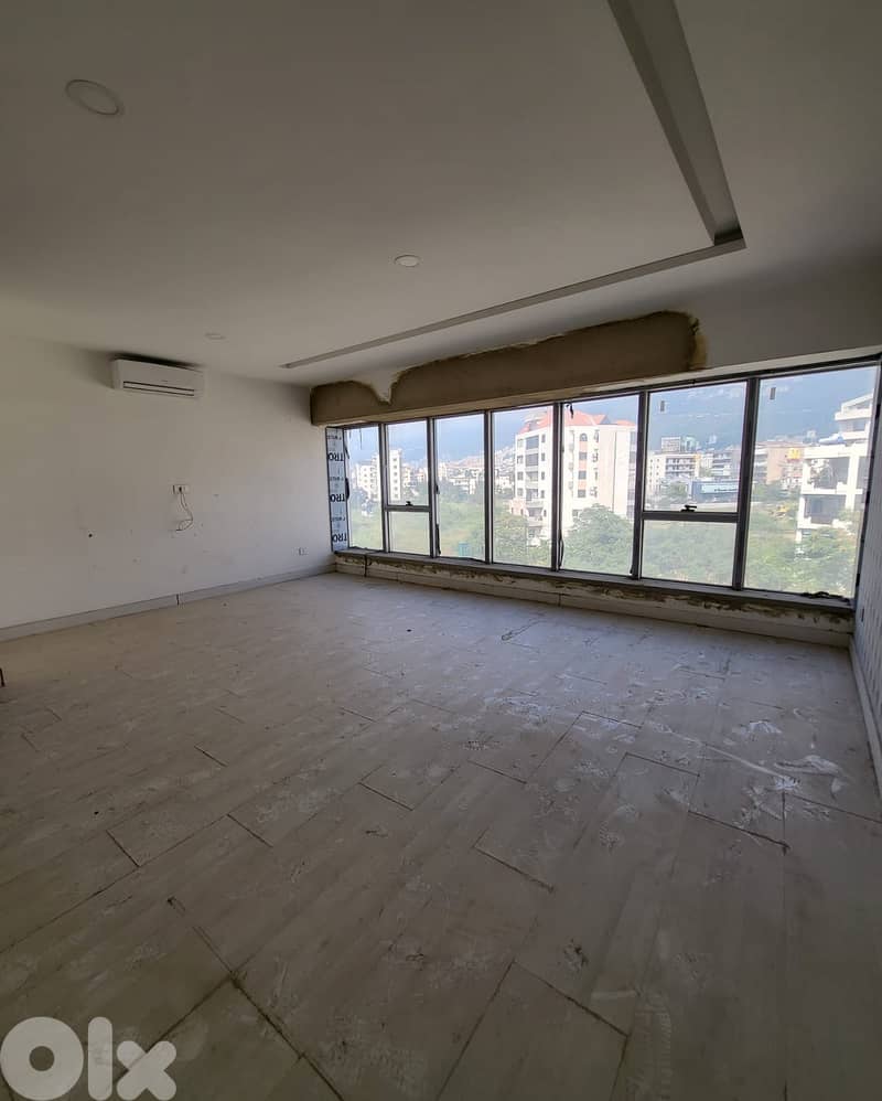 55 m2 office + open mountain view for sale in Kaslik 0