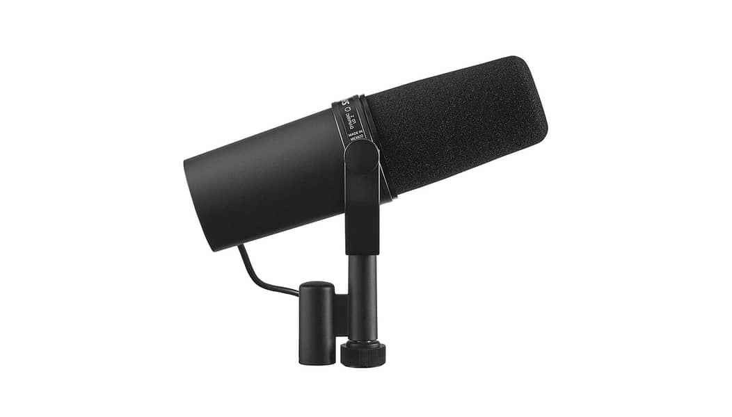Shure SM7B Dynamic Vocal Mic 1