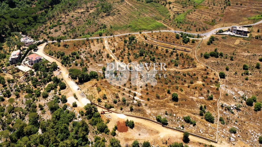 32,000sqm  in Der el Haref  - Arsoun |  Land for sale 6