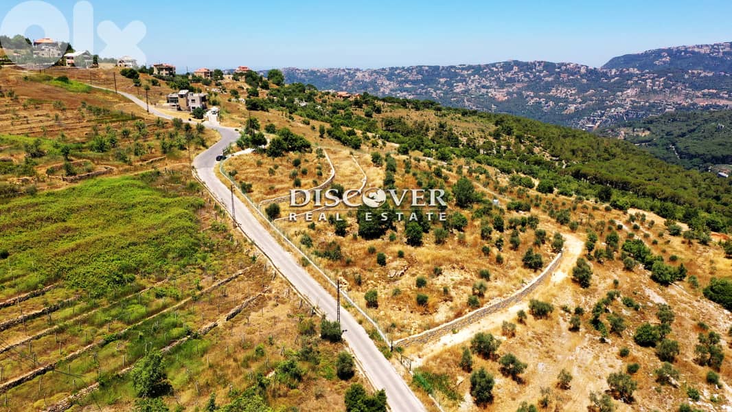32,000sqm  in Der el Haref  - Arsoun |  Land for sale 7