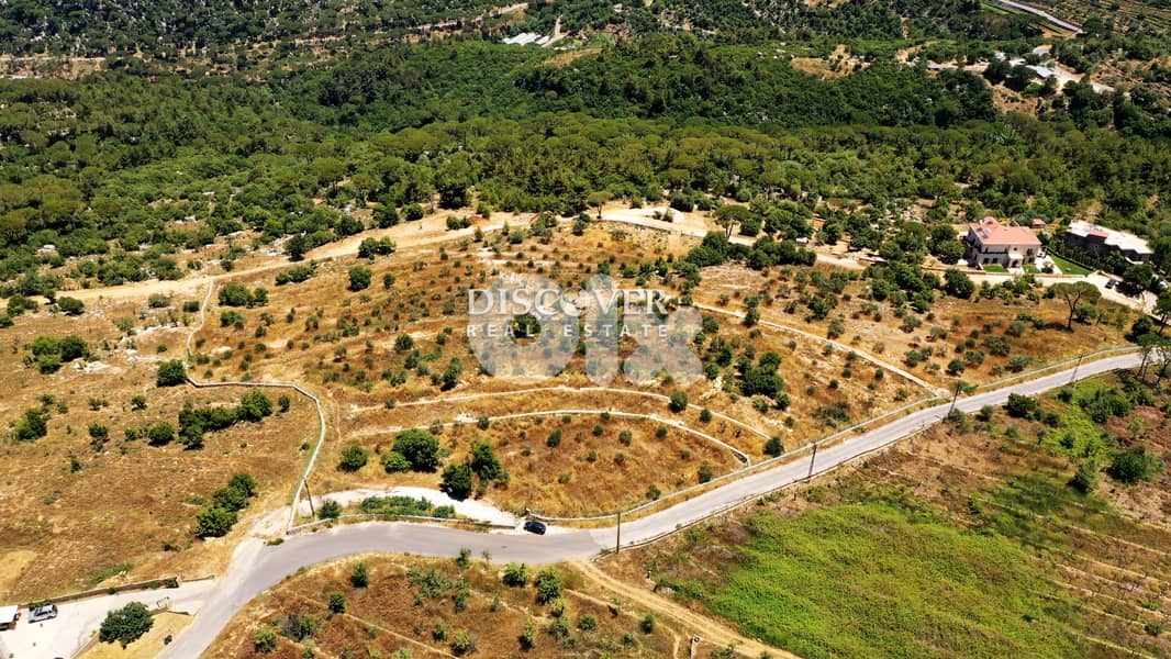 32,000sqm  in Der el Haref  - Arsoun |  Land for sale 10