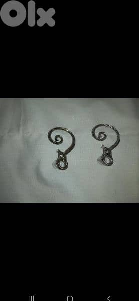 Earrings barrem 3al dayne silver/gold mawjoud 1