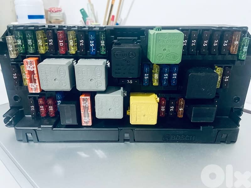 Mercedes 2013 E320 fuse box 2