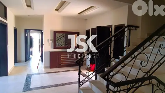 L12587-Villa With Garden and Panoramic Sea View for Rent In Fatqa