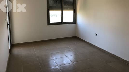 180m2 apartment+garden +open view for sale in Aamchitشقة في جبيل عمشيت