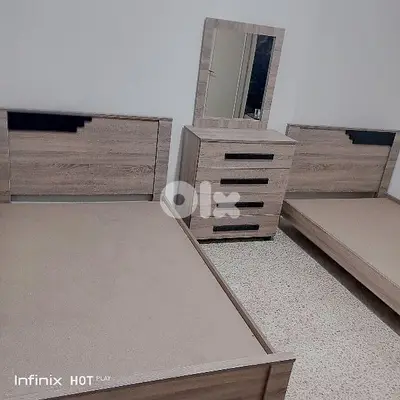 شفنيرة اربع جوارير مع مرايا