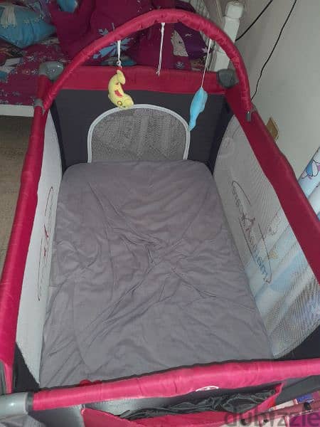 Baby Royale park barely used 2