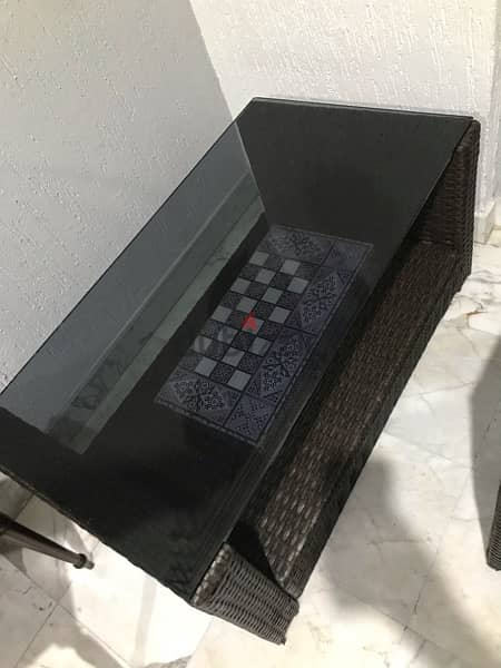 table for indoor and outdoor 0