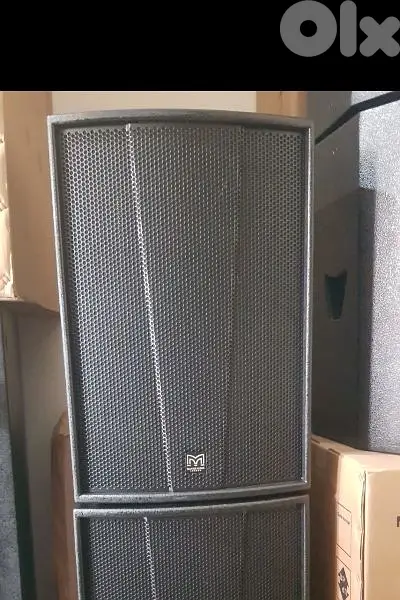 martin audio speaker 15 inch brand new  مارتن بافلات