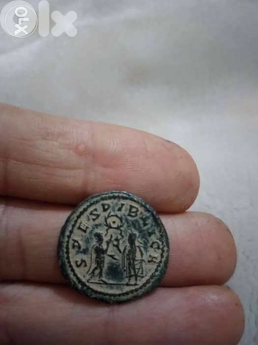 Ancient Roman Bronze coin for Emperror Valerian year 253 AD 1
