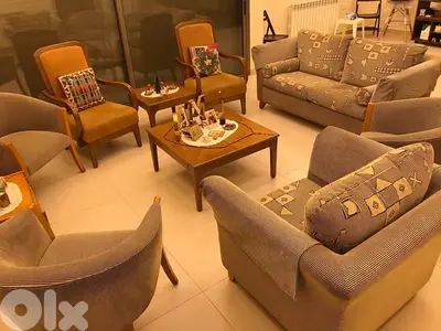 full living room good one & clean as new