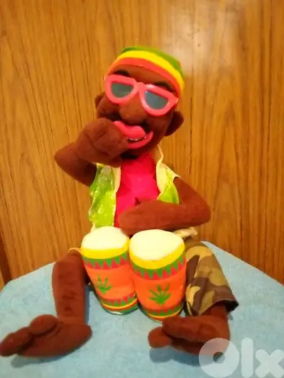 AFRICAN SINGING &MOVING on DRAMS MAN Working great mechanism large Toy AFRICAN SINGING &MOVING on DRAMS MAN Working great mechanism large Toy