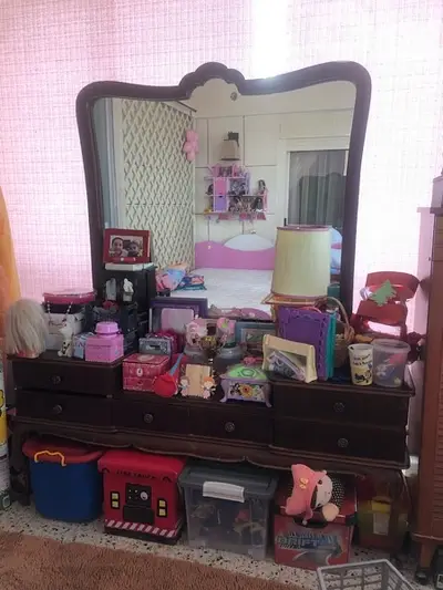 bedroom vanity