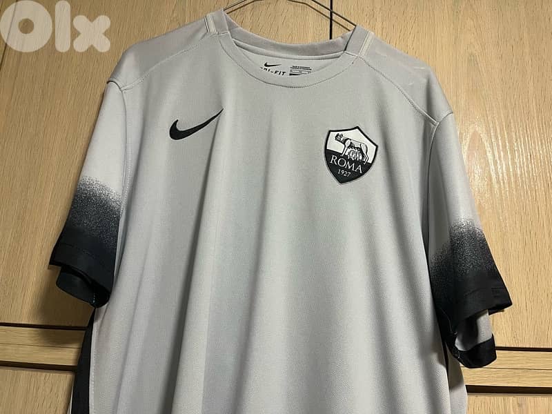 totti roma 2015/16 serie A  italy limited edition  nike jersey 1