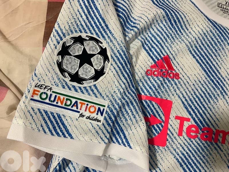 manchester united van nistlerooy 10 special edition adidas kit 2