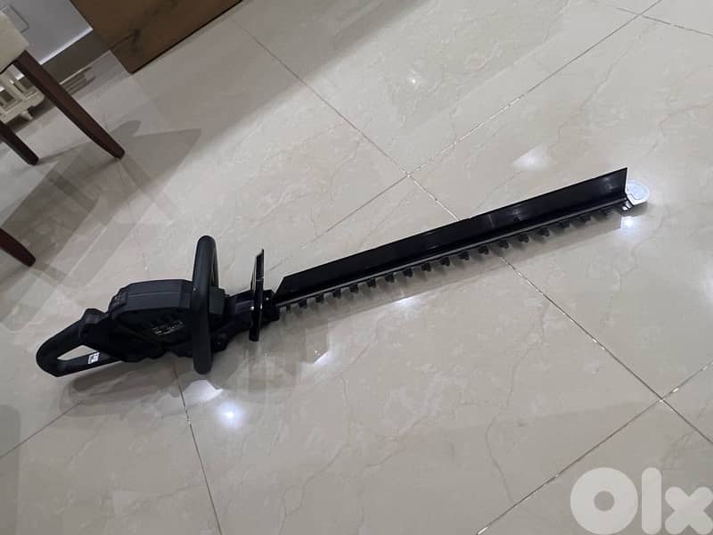 Parkside Performance Cordless Hedge Trimmer 1