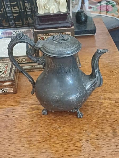 antique 0