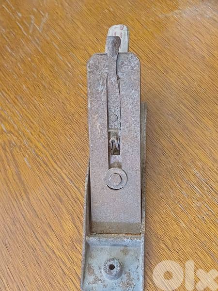 antique 8