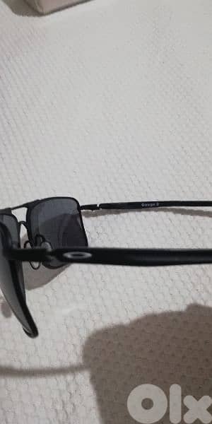 original Oakley sun classes bargain price less than half of original 4