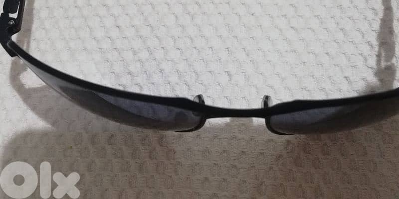 original Oakley sun classes bargain price less than half of original 5