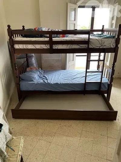 تخت طابقين وجارور