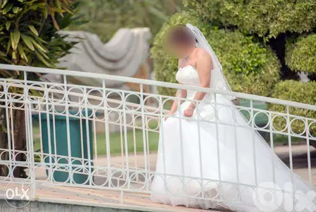 wedding dress