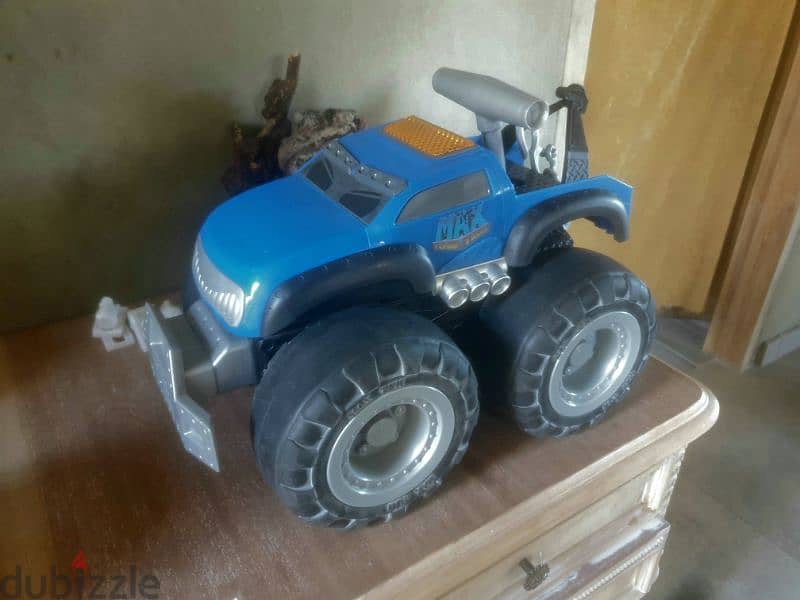 Max toy truck turbo USA brand v. good condition 50$ 0
