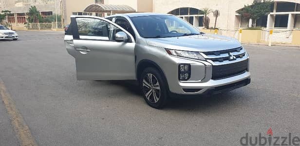 Mitsubishi outlander se 2020
