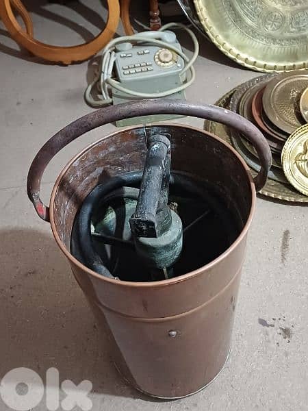 antique 8