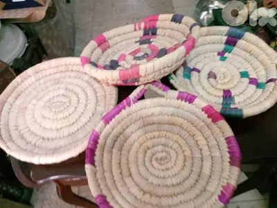 مجموعة سلال قش مميز