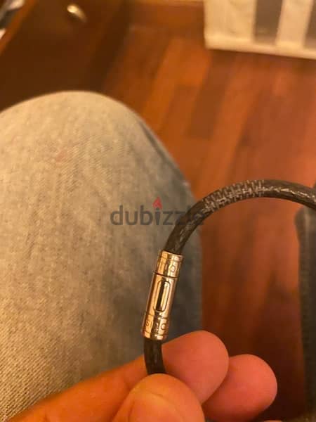 Luis Vuitton bracelet 0