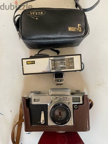 kiev-2a  35mm camera with flash 2