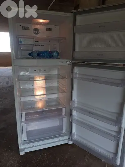 براد LG انفرتير