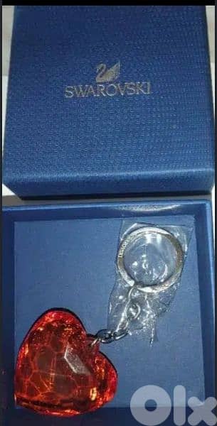 key holder authentic swarovski red heart crystal 1